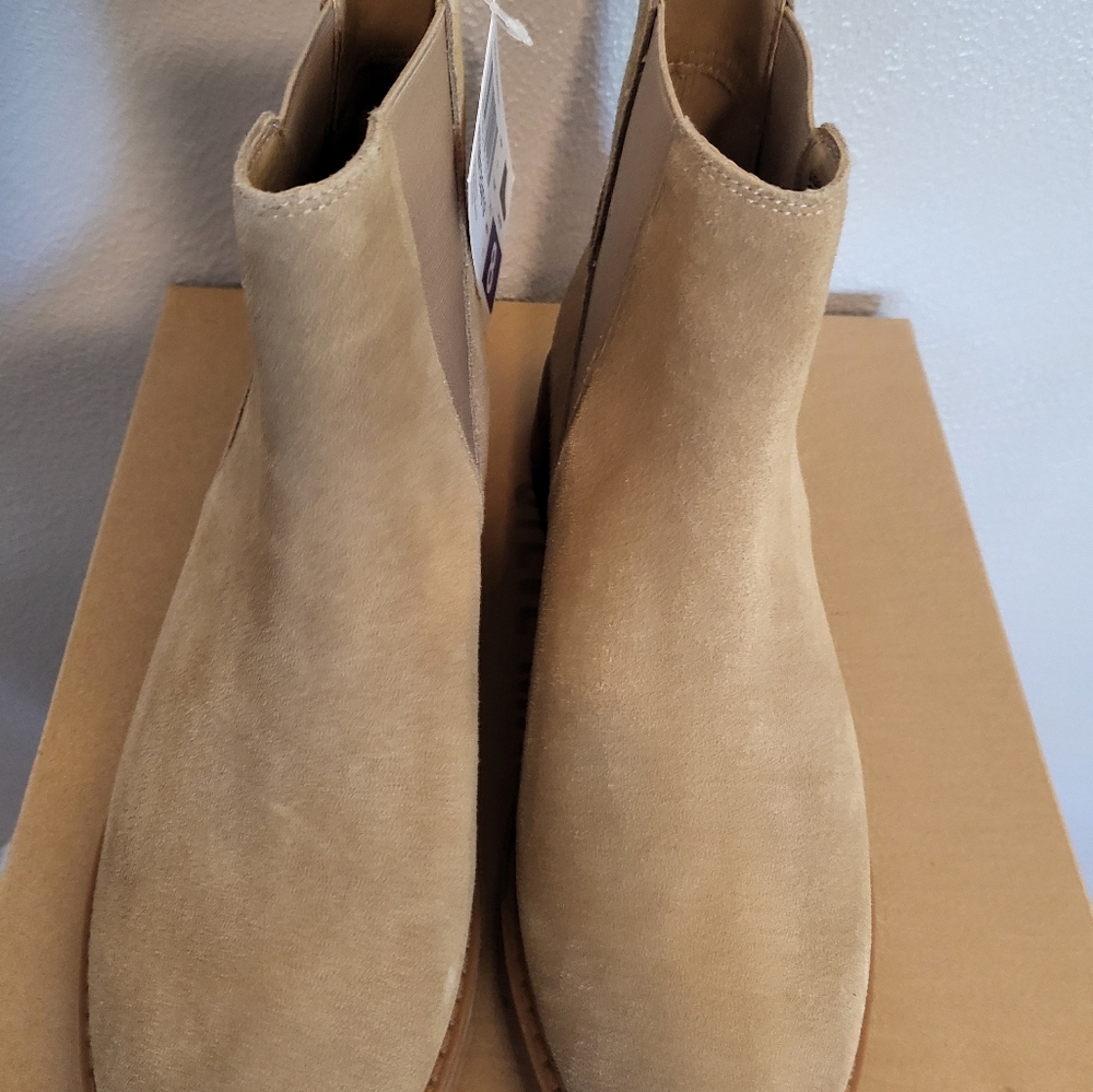 Steve Madden Lorali Suede Boots - Picture 5 of 9